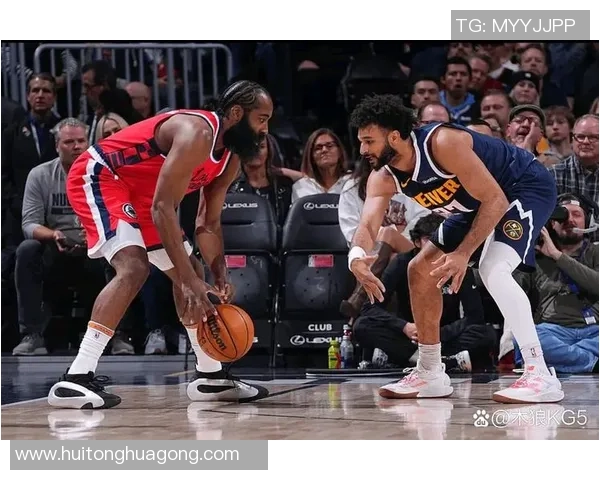 首轮对决快船勇士激战正酣谁能晋级下一轮争夺总冠军荣耀 首轮对决快船勇士激战正酣谁能晋级下一轮争夺总冠军荣耀