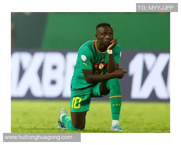 马内的足球传奇之路:从塞内加尔小镇到世界顶级联赛的辉煌历程 马内的足球传奇之路:从塞内加尔小镇到世界顶级联赛的辉煌历程