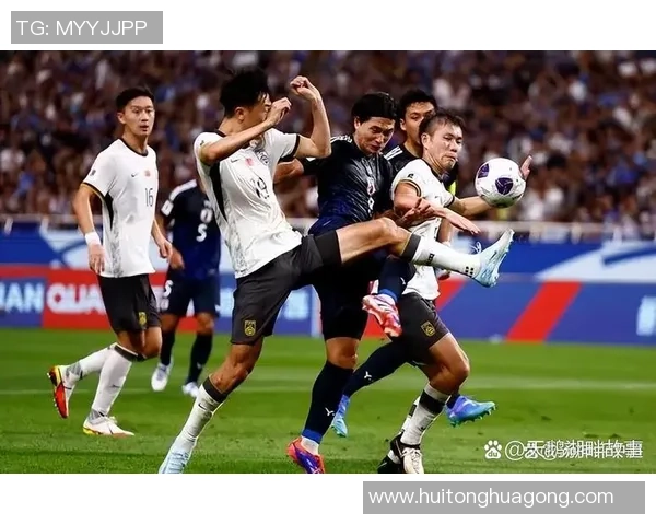 日本队在友谊赛中以四比零战胜泰国队展现强大实力