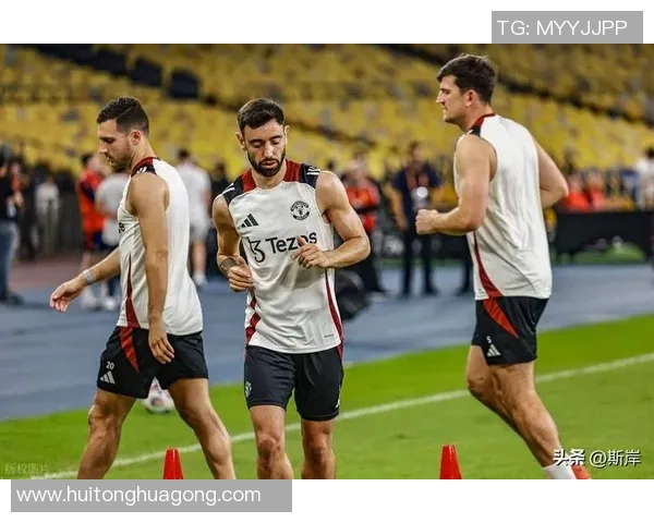 曼联与伯恩利对决全新视角解析精彩瞬间与战术布局