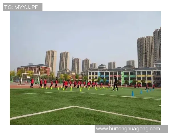 足球巨献：深入解析杭州足球队的团队协作与默契配合之道